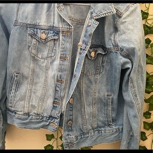 JEAN JACKET Light wash